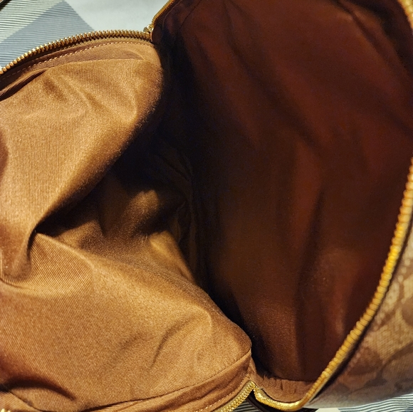 Coach Backpack - Picture 3 of 4